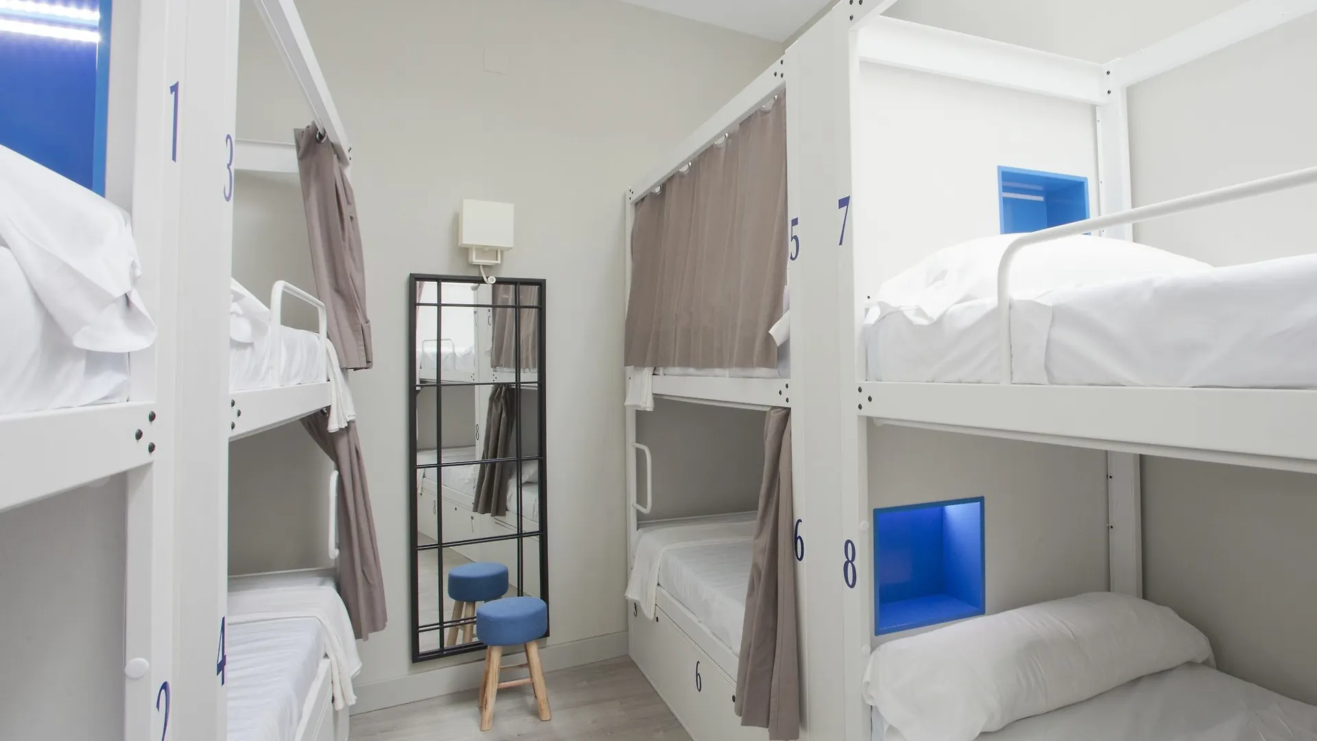 Malaga Stop Hostel 2*,  Hiszpania